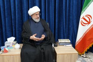 جمعی از شیعیان آمریکا با حضور در دفتر آیت‌ الله اراکی با ایشان دیدار و گفت‌وگو کردند