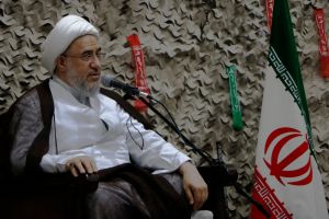 پیام قدردانی آیت‌ الله اراکی از حضور حماسی ملت ایران در تشییع قائد شهید