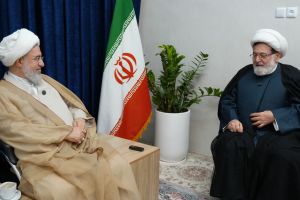 دیدار آقای حسن البغدادی نماینده شیخ نعیم قاسم دبیر کل حزب الله لبنان و هیئت همراه با حضور در دفتر آیت‌ الله اراکی