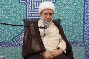 دیدار فرمانده و جمعی از کارکنان فراجا استان قم با آیت‌ الله اراکی